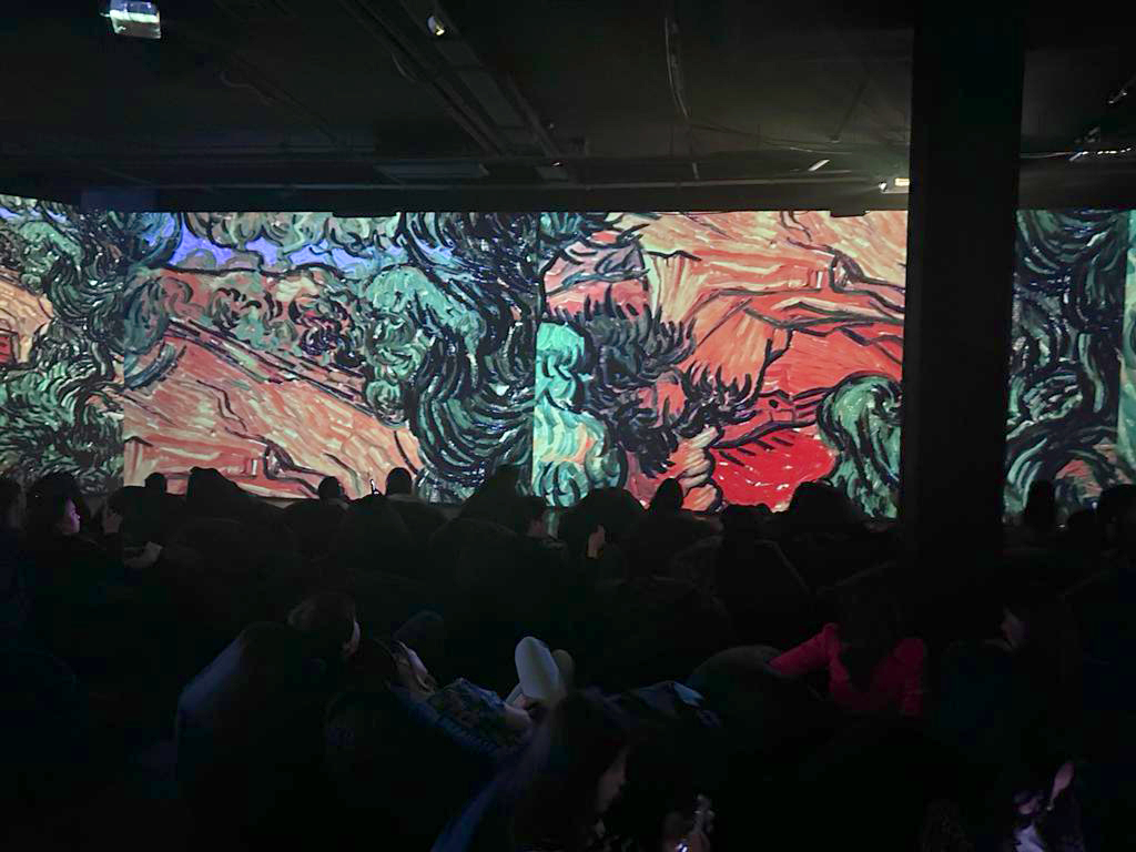 Мультимедийное оснащение выставки - Lumiere Hall